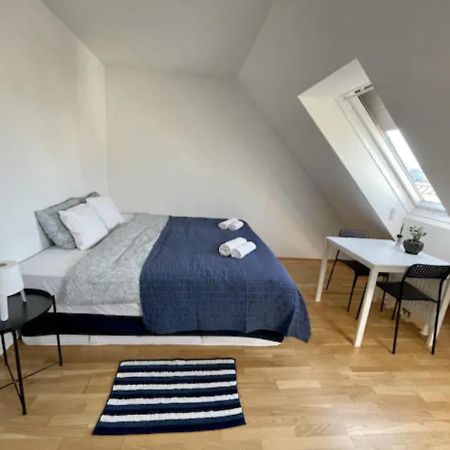 Eca Rooftop Live - Private Rooms & Serviced Apartments Bécs Kültér fotó