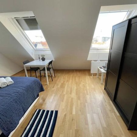 Eca Rooftop Live - Private Rooms & Serviced Apartments Bécs Kültér fotó