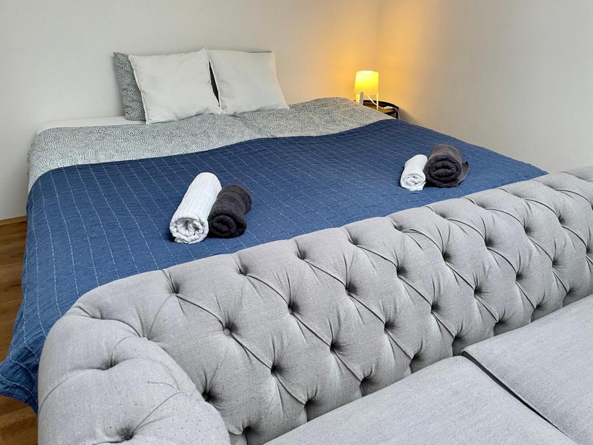 Eca Rooftop Live - Private Rooms & Serviced Apartments Bécs Kültér fotó