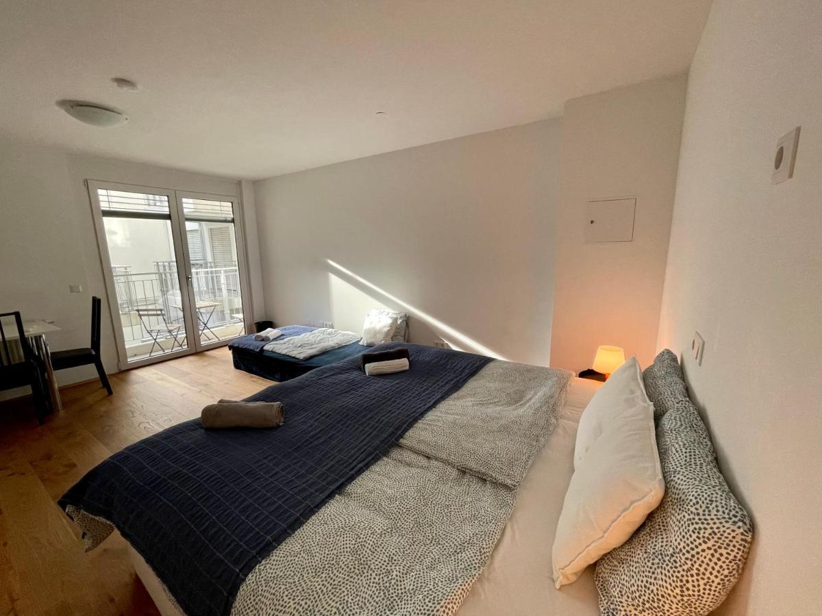 Eca Rooftop Live - Private Rooms & Serviced Apartments Bécs Kültér fotó