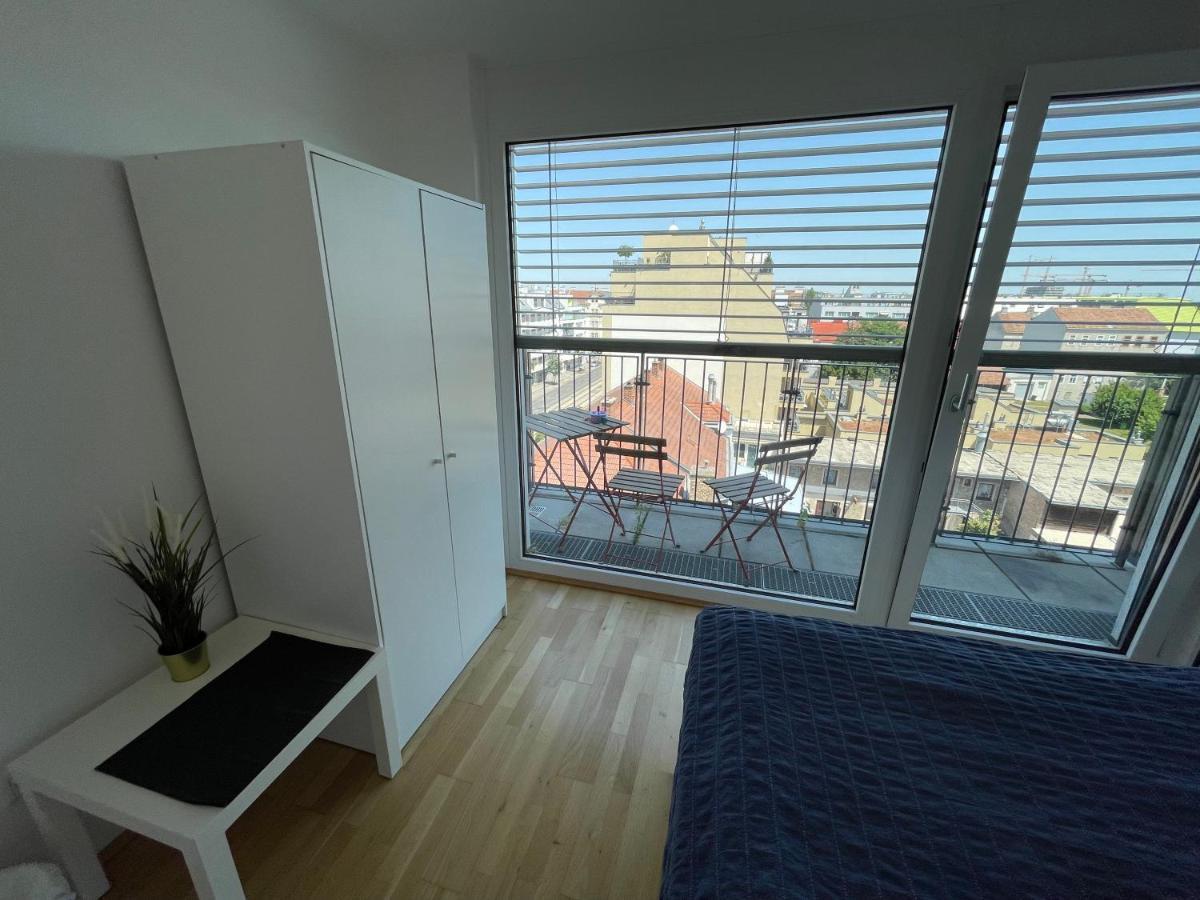 Eca Rooftop Live - Private Rooms & Serviced Apartments Bécs Kültér fotó